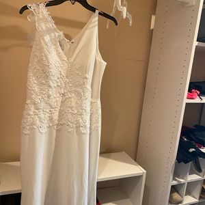 ANTHROPOLOGIE BHLDN sheath wedding gown lace sleeveless
